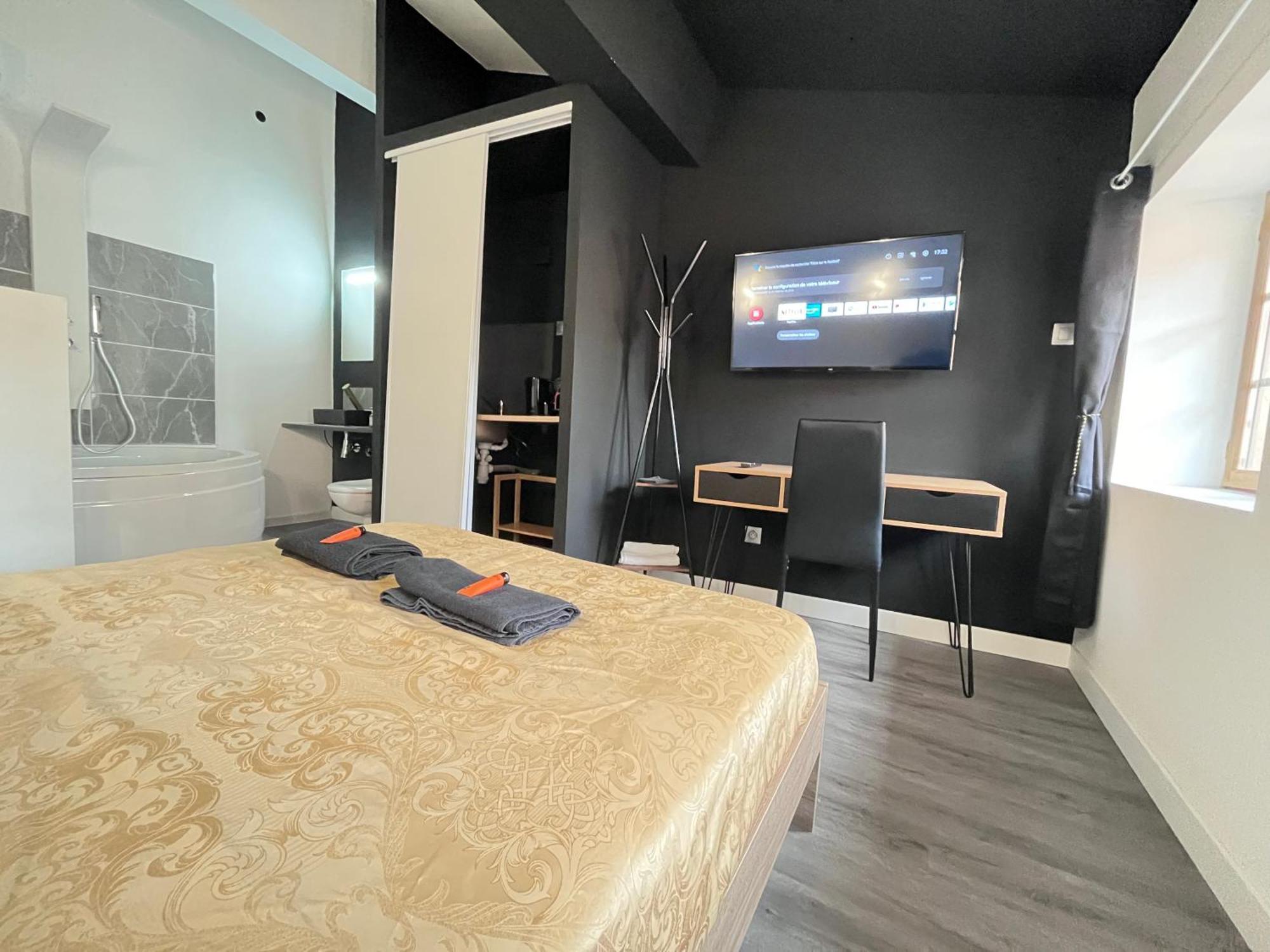 Charmant Studio Baignoire Narbonne Exterior photo